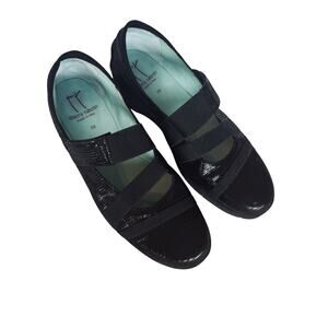 Thierry Rabotin Darcy Wedge women's sz 39 in Black Sahara